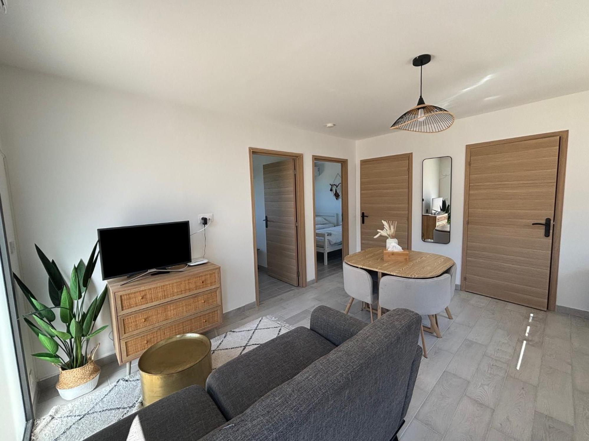 Bed & Breakfast Noyau & Pepin Rognes